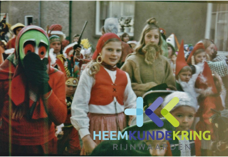 Carnaval Buurt. Zwartesluis Coll. F.Janssen (3)